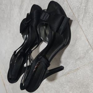 Nina New York Open Toe Satin Heels size 8.5
